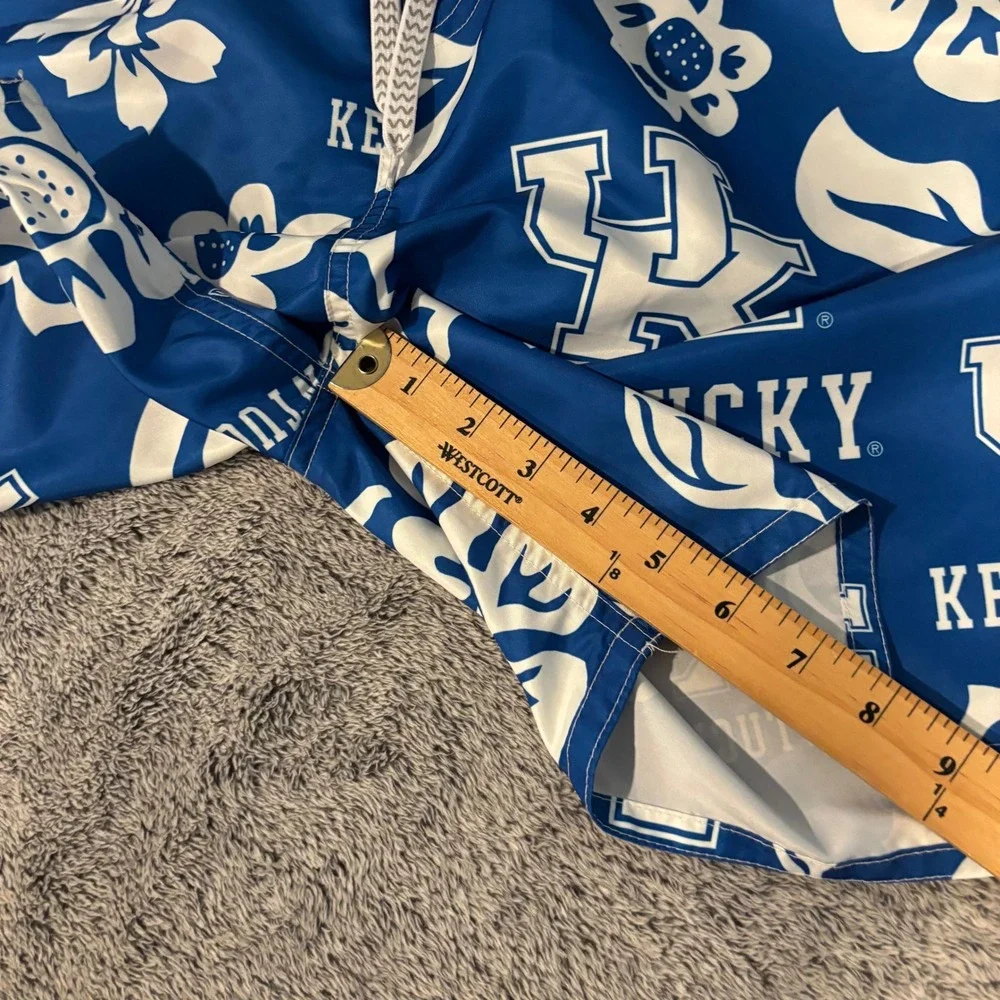 Wes And Willy Mens Swim Trunks XXL Kentucky Wildcats Floral Beach Hawaiian 21245